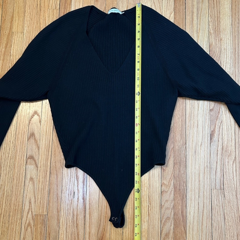 Good American Deep-V Ribbed Bodysuit - Picture 6 of 8